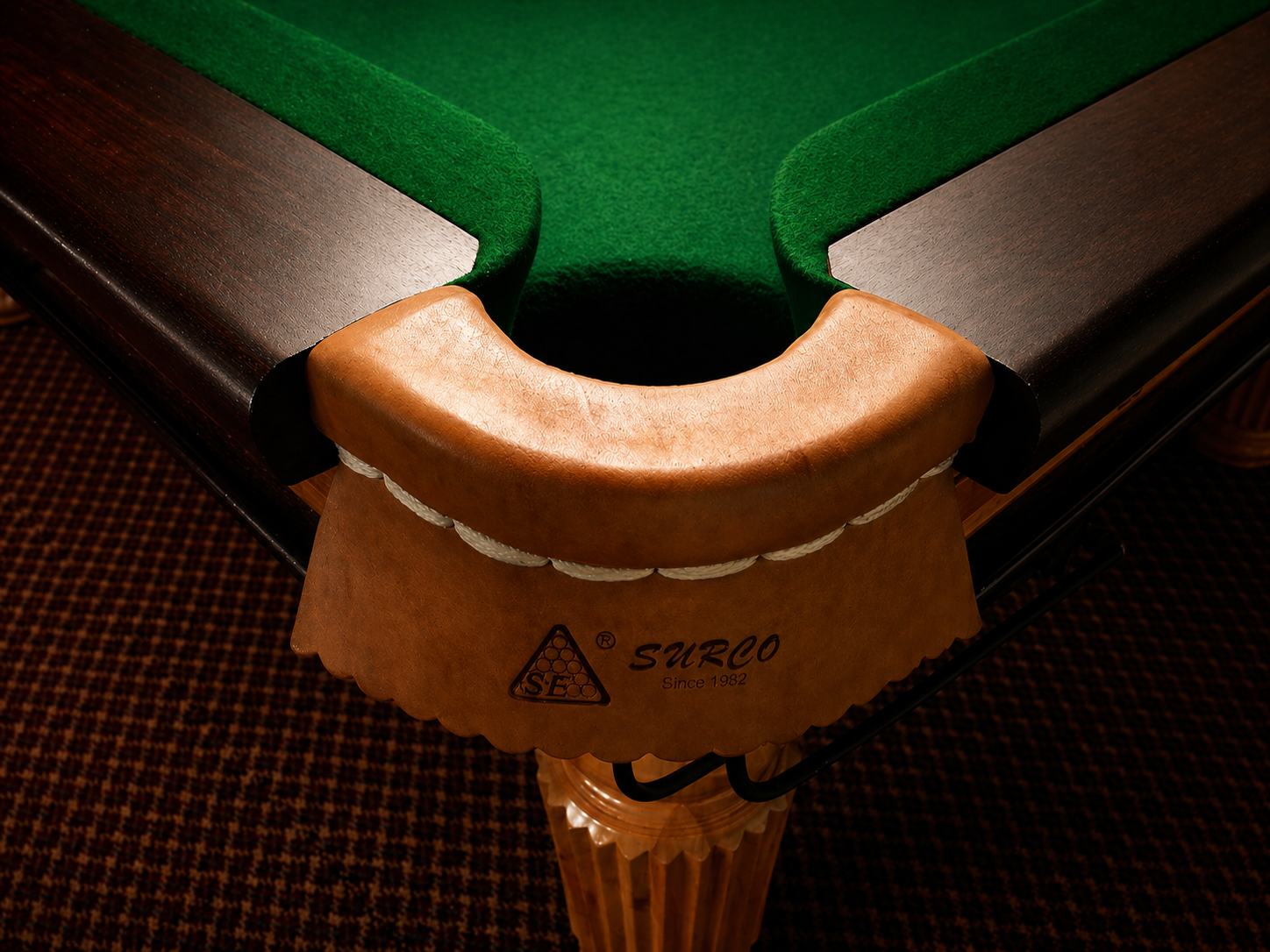 SURCO table pocket detail